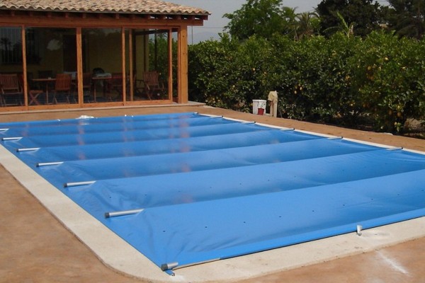 Seguridad para piscina con Cobertor de Barras Transitable